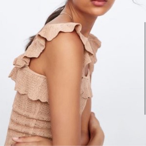 Zara Square Neck Ruffle Crop Top - Picture 2 of 6